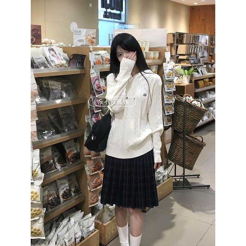 韩系学院风白色麻花连帽毛衣女2025针织衫上衣早秋季氛围感JK穿搭