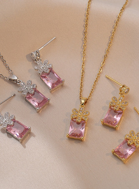 项链女网红彩色锆石几何小众轻奢新款设计感吊坠气质套装钛钢项链