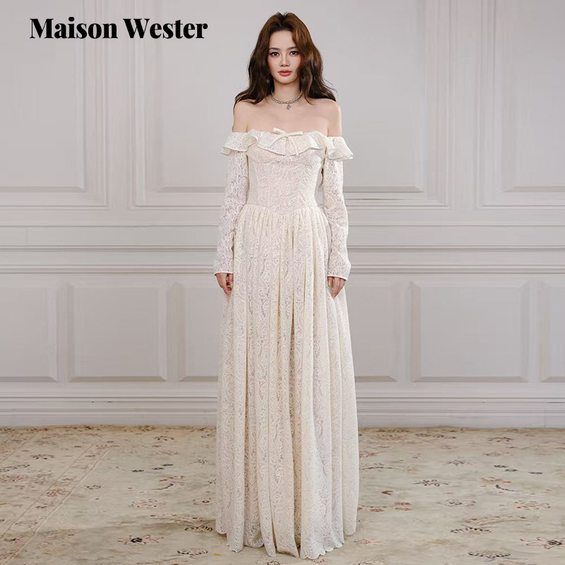 Maison Wester春季新品官方流行米白色复古优雅蕾丝露肩束腰长裙
