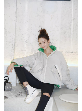 Maison Wester冬季保暖白鸭绒立领米灰短羽绒服上衣