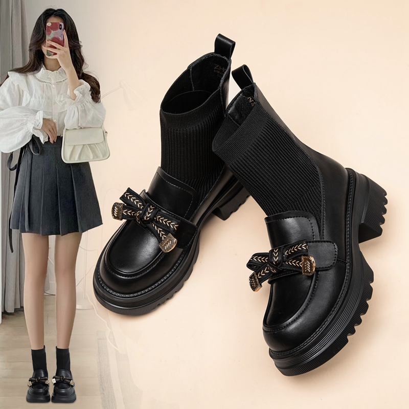 ZHR厚底短靴女2023新款