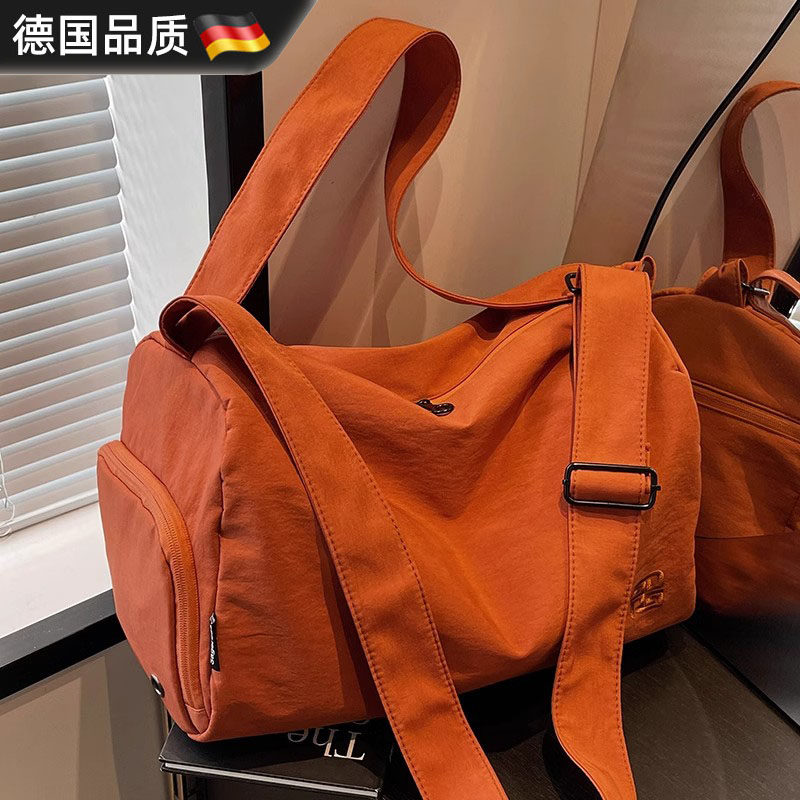 德国游泳健身包女运动包大容量干湿分离短途旅行包斜挎手提包男款