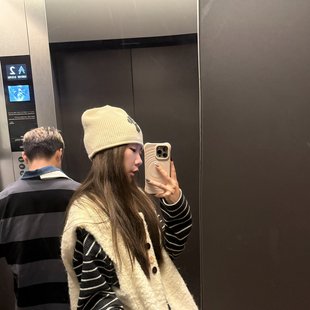 ASHENONLINE 松果饼饼 原创圈圈毛马甲韩系设计感休闲上衣外套冬