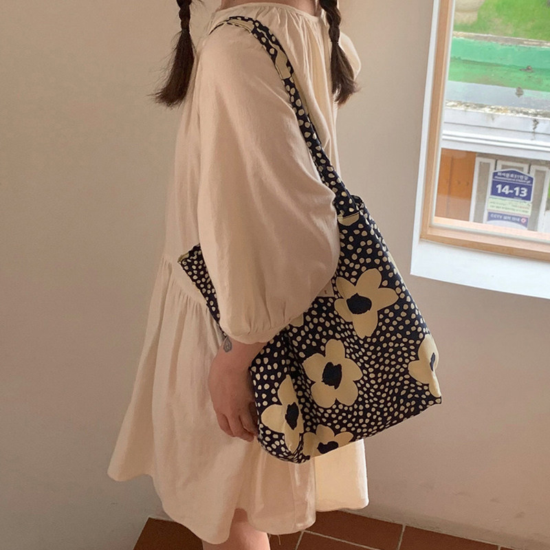 新加坡Cienda Kuelta 帆布休闲包包女大容量韩版百搭时尚文艺女包