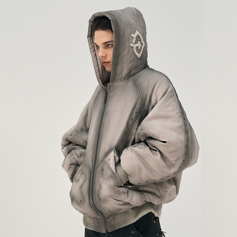 水洗做旧撞钉珍珠棉服外套