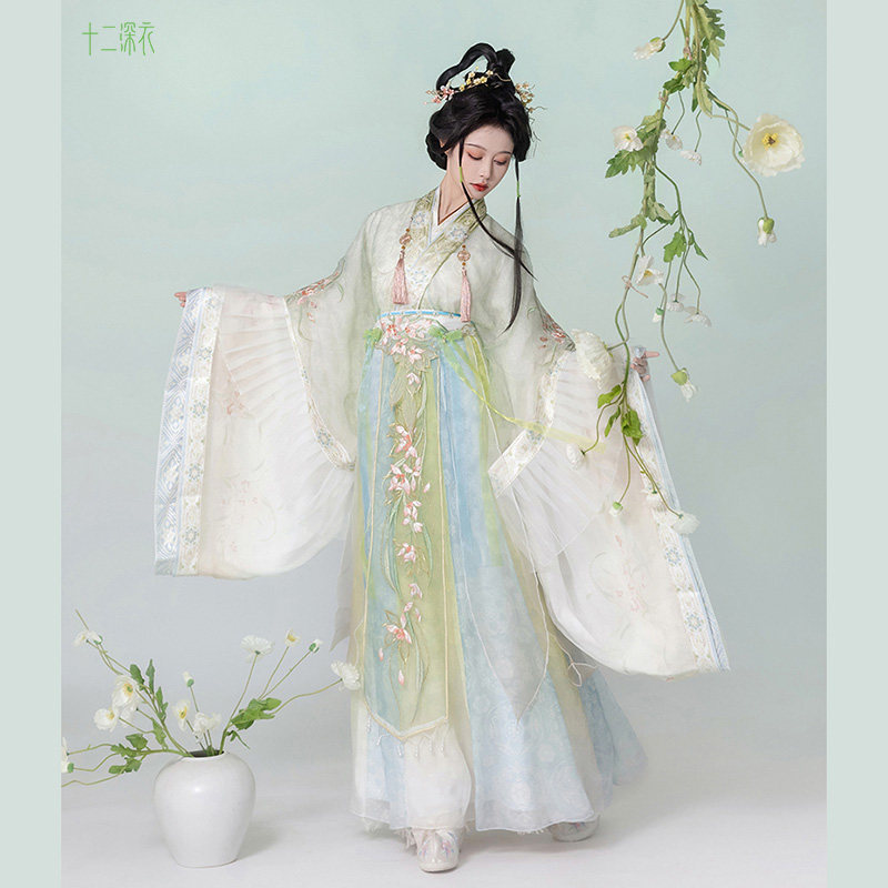 十二深衣原创汉服女2026新款魏晋南北朝神仙服交领齐腰刺绣套装