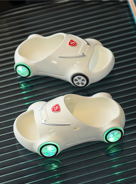 GSRG儿童拖鞋男童2025新款发光小朋友夏季防滑卡通2岁宝宝沙滩鞋