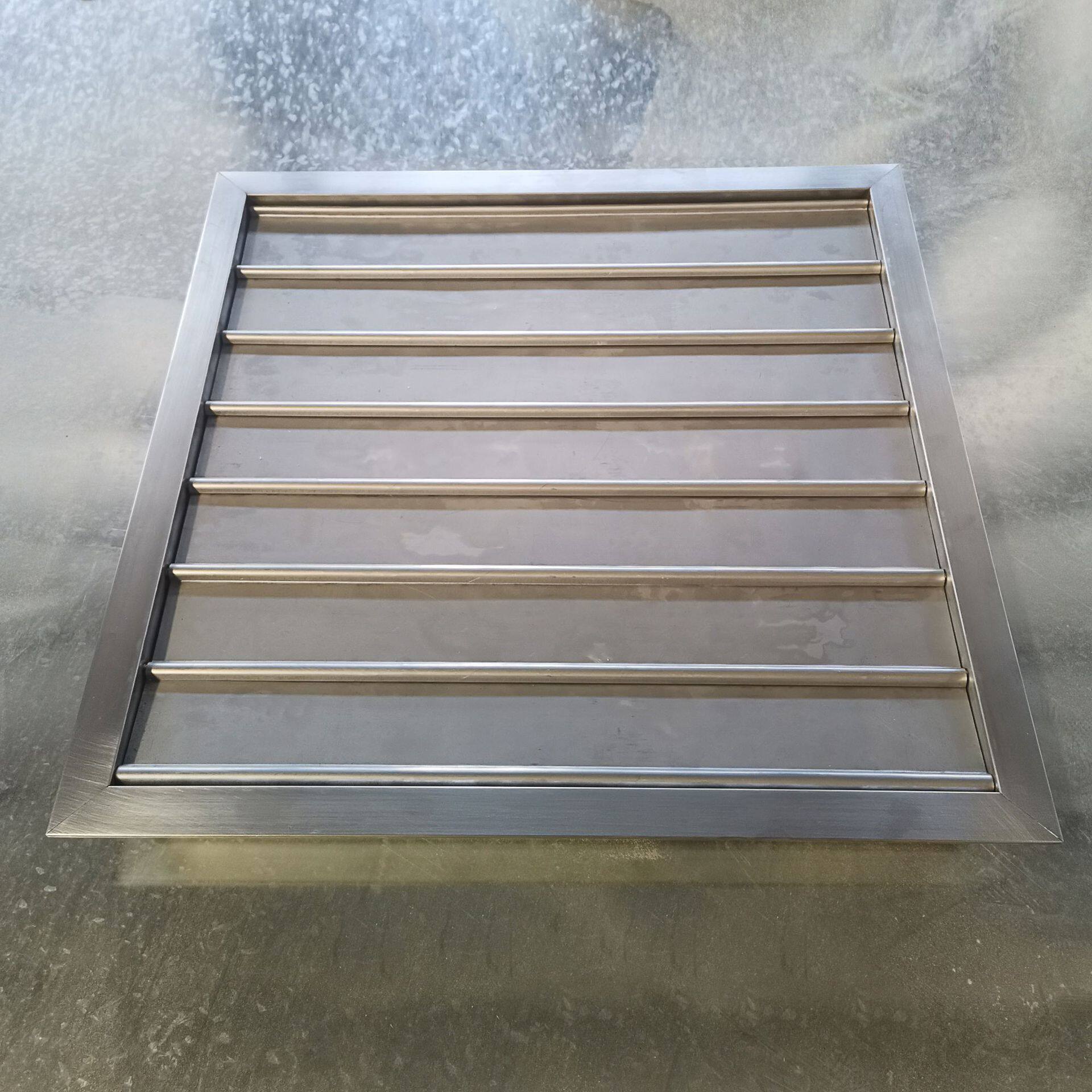 定制 风力吹动百叶风口 出风型自垂百叶风口 不锈钢自垂百叶风口