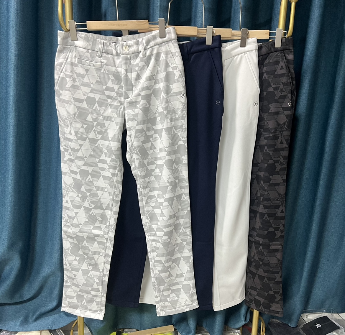 29M02  出口日本PIN高尔夫服装男士新品秋冬保温防风加绒长裤推荐