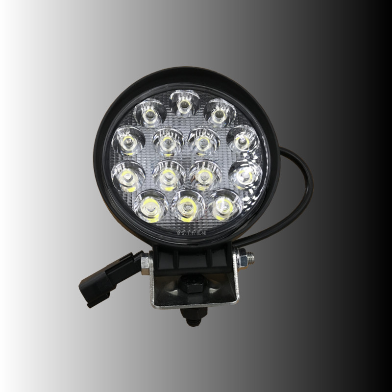 挖掘机LED大灯顶灯卡特E320/323/330/349/336GC钩机大臂灯散白光