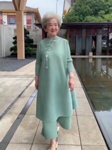 妈妈装2024新款秋款套装中老年女装春秋洋气阔太太两件套连衣裙