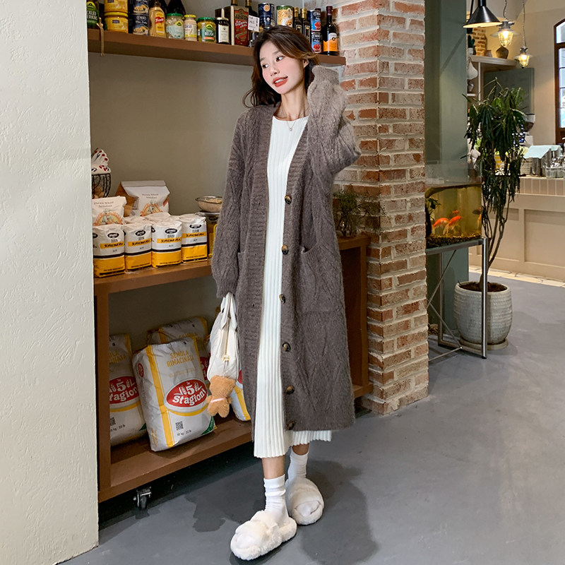 高级灰慵懒风针织毛衣外套女中长款春秋新款设计感休闲外搭开衫潮,女装皮草,2C168