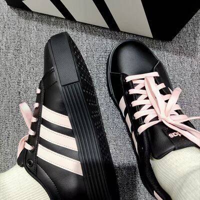 Adidas/阿迪达斯Daily 4.0女款黑粉色时尚舒适百搭休闲板鞋KH8004