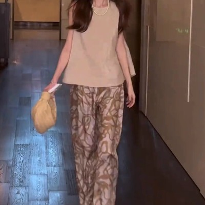 深圳南油2025年秋季新品时尚套装