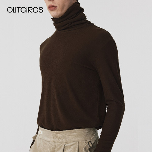 OUTCiRCS异形高领针织打底衫毛衣