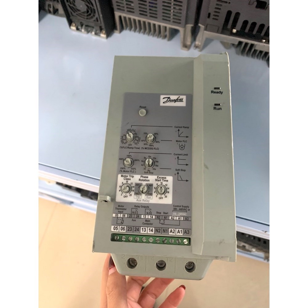 丹佛斯软启动器MCD202-022-T4-CV3原 议价