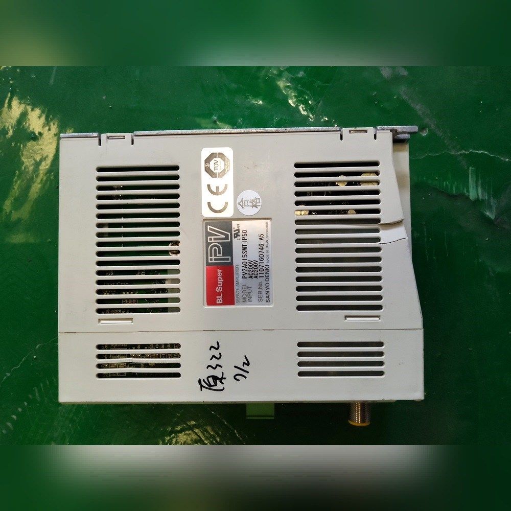 伺服驱动器PV2A015SMT1P50日本原装BL S 议价