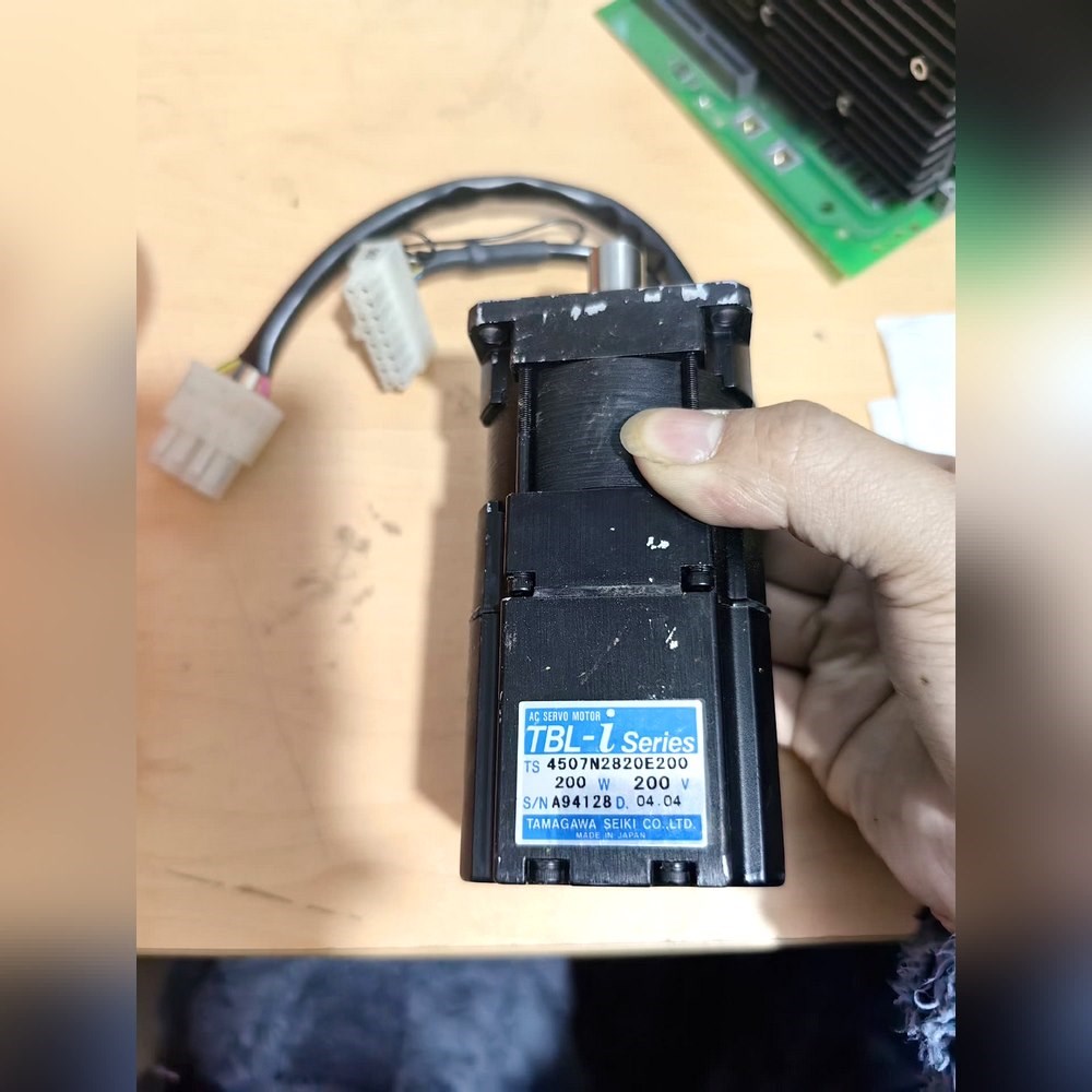 多摩川电机 TS4507N2820E200 质量保证包好 议价