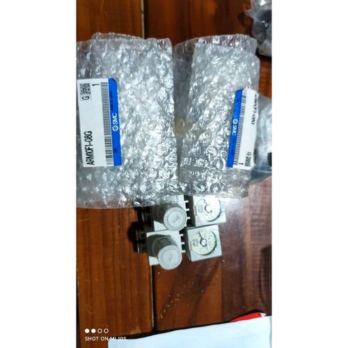 SMC减压阀 ARM10F1-08G现货4个议价出 议价
