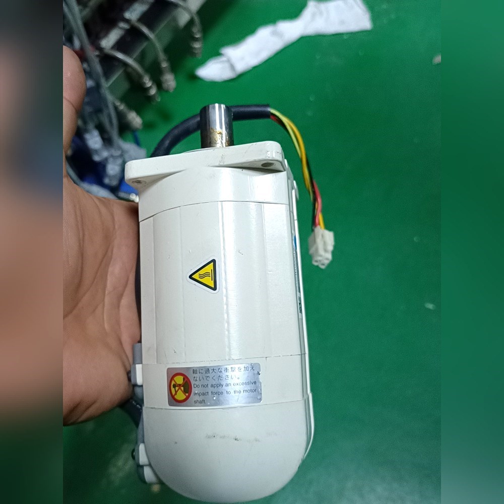 伺服电机MSM042A1A 成色如图 议价