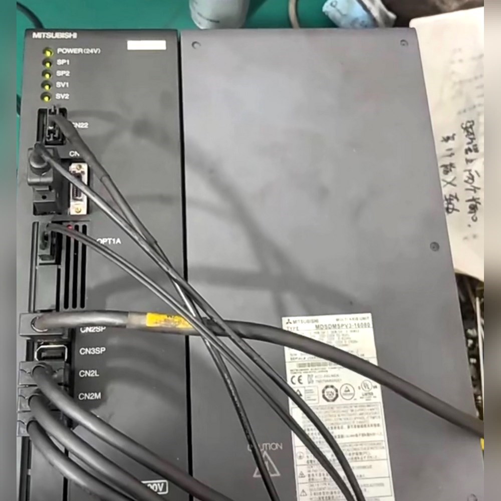 客户寄修三菱一体机驱动器MDSDMSPV3-16080修复测 议价