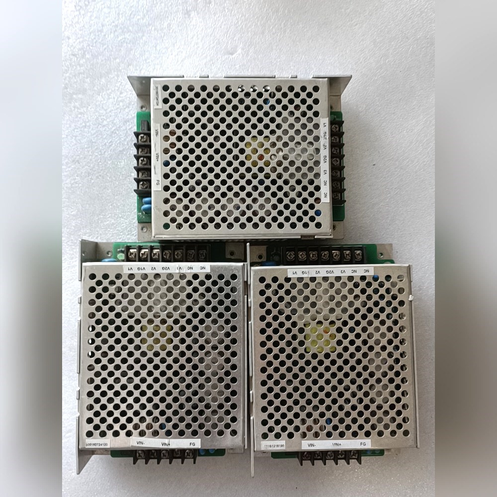 德创电源QN452-33 输入DC150-1400V 输出1 议价
