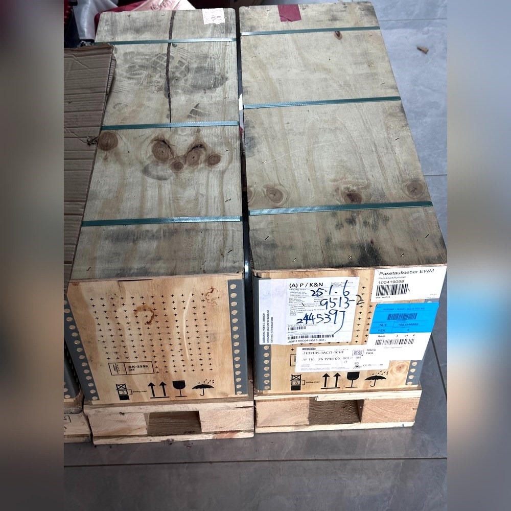 伺服电机1FT7105-1AC71-1CH1现货 价格 议价