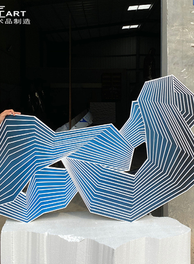 理查德·布莱克威尔Richard Blackwell扭曲线条壁饰抽象墙壁雕塑