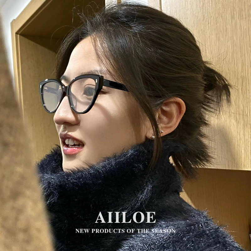 复古猫眼黑框眼镜女显脸小AIILOE