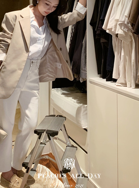 PEACHES ALL DAY平底鞋就靠你了 烟管直筒四面弹显瘦白牛仔裤