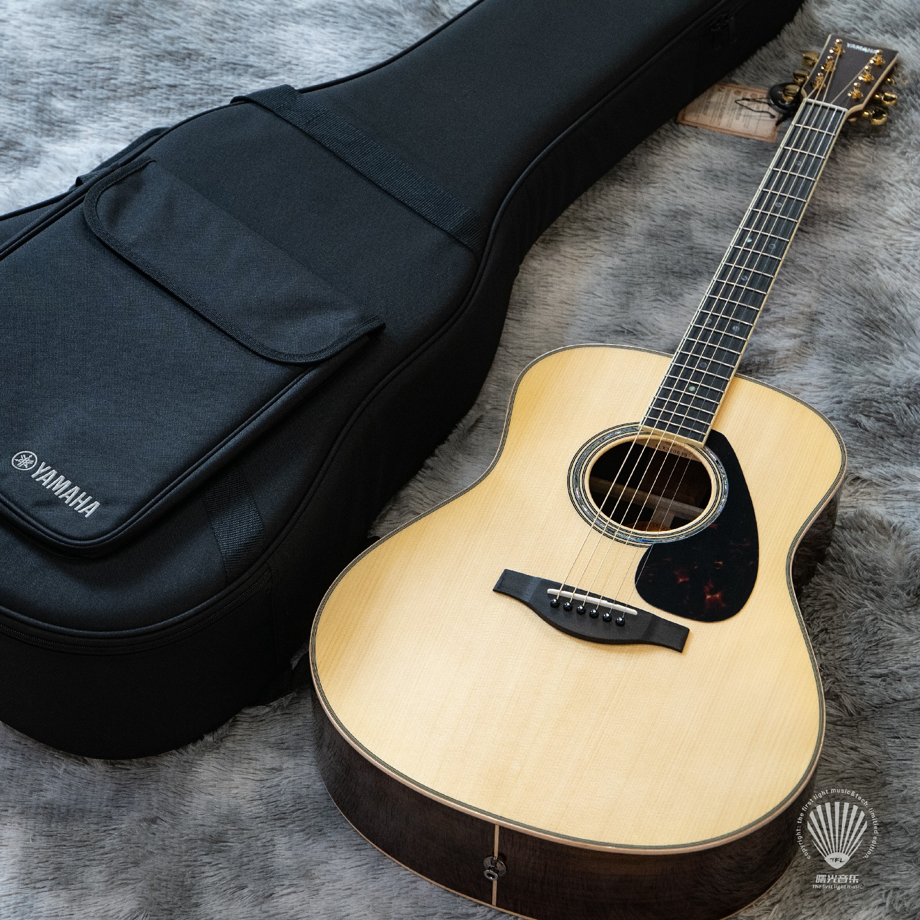 YAMAHAL16ARE民谣吉他电箱全单