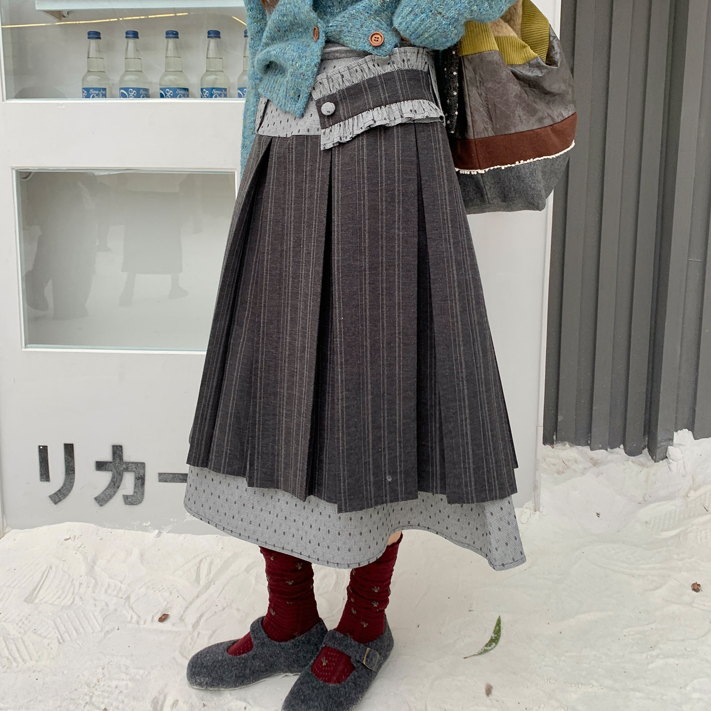 尺尺间Lsland韩系设计感拼接百褶半身裙女秋冬新款宽松a字长裙