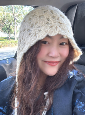 11.22现货勾花渔夫帽女韩国进口代购花朵装饰加厚保暖防寒护耳帽