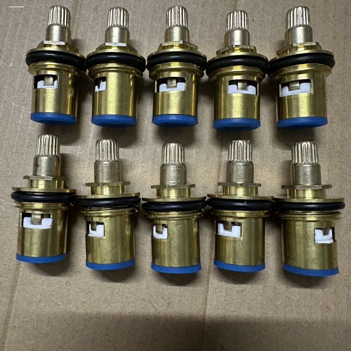 通用型水龙头阀芯全铜4分快开水龙头芯子三角阀单冷热水陶瓷配件