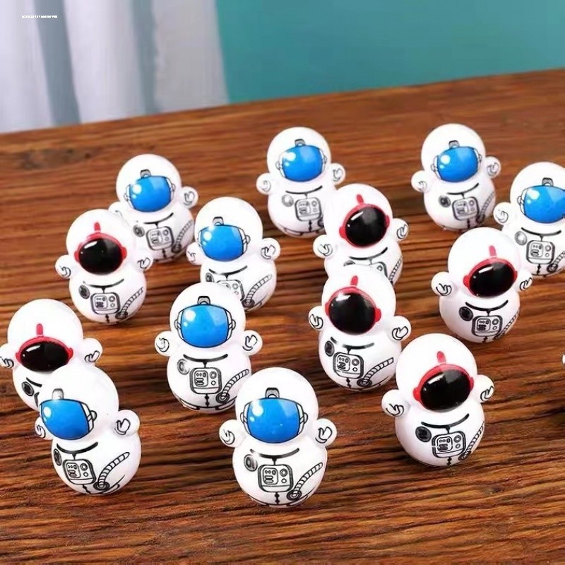 不倒翁玩具卡通蓝胖子哆啦a梦机器猫幼儿园礼品不超十元的小玩具