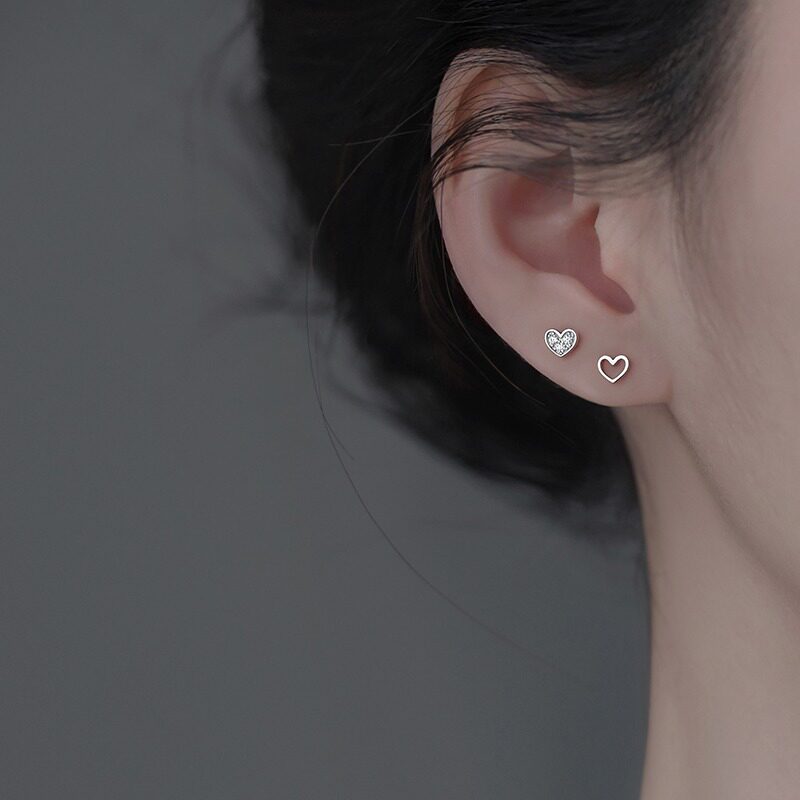 s925纯银爱心不对称耳钉女简约in