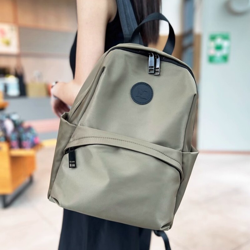 法国ZAMP官方高级感电脑包新款旅行轻便双肩包女大容量牛津布背包