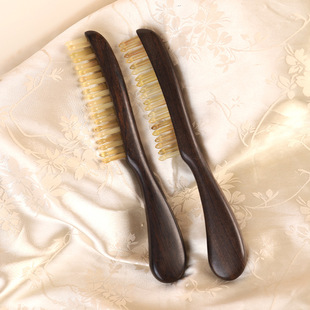 紫光檀羊角双排羊角齿按摩梳卷发多发长发经络刷檀木梳子男女送礼