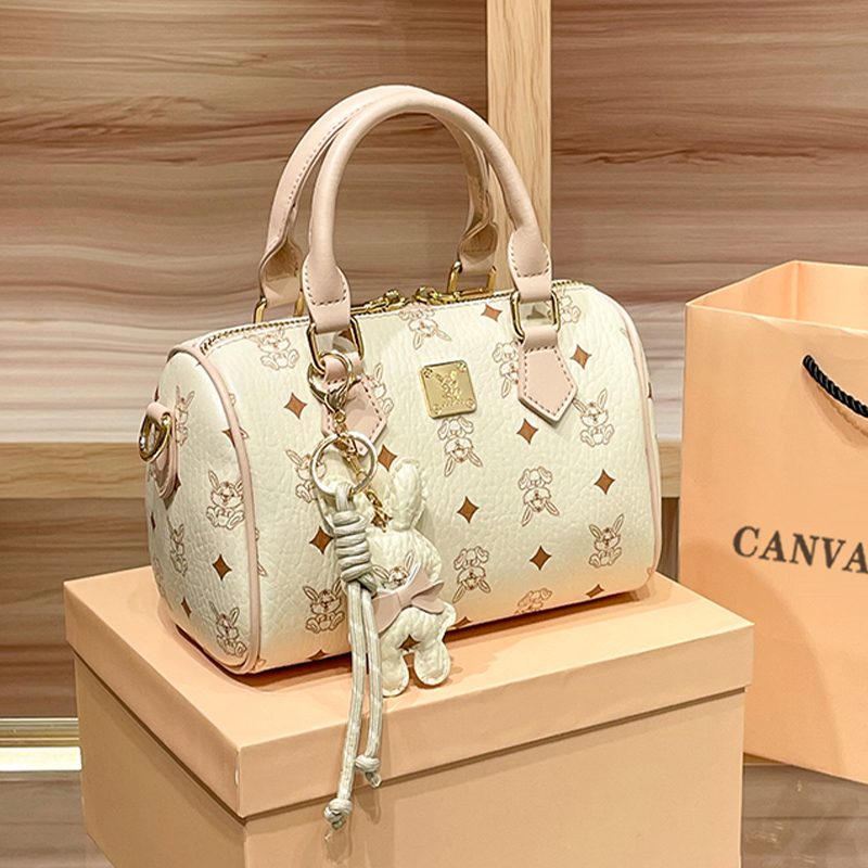 轻奢高级感2025新款超火波士顿忱头包女单肩斜挎手提小包生日礼物