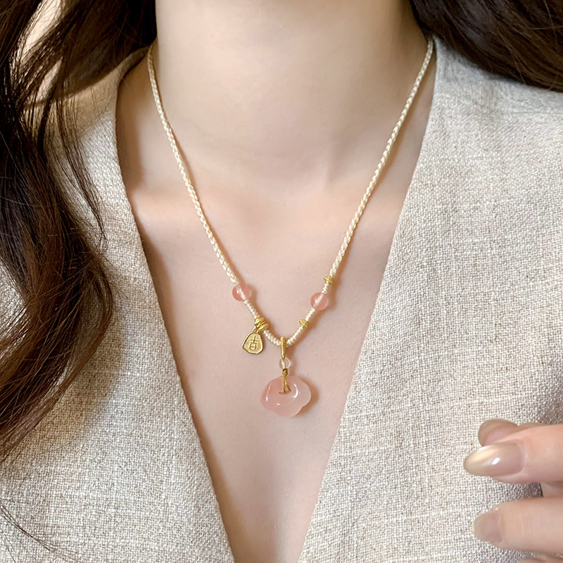 新中式粉色祥云吊坠项链女款2025新款配饰轻奢小众长款古风毛衣链,饰品/流行首饰/时尚饰品新,项链,淘宝优惠券,粉丝福利购,淘宝优惠卷