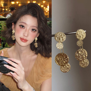 肌理感金属圆片流苏耳钉2025新款爆款高级感耳环轻奢方圆脸耳饰女