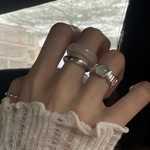 韩系冰透爱心素圈戒指女小众设计轻奢高级感七夕情侣对戒叠戴指环