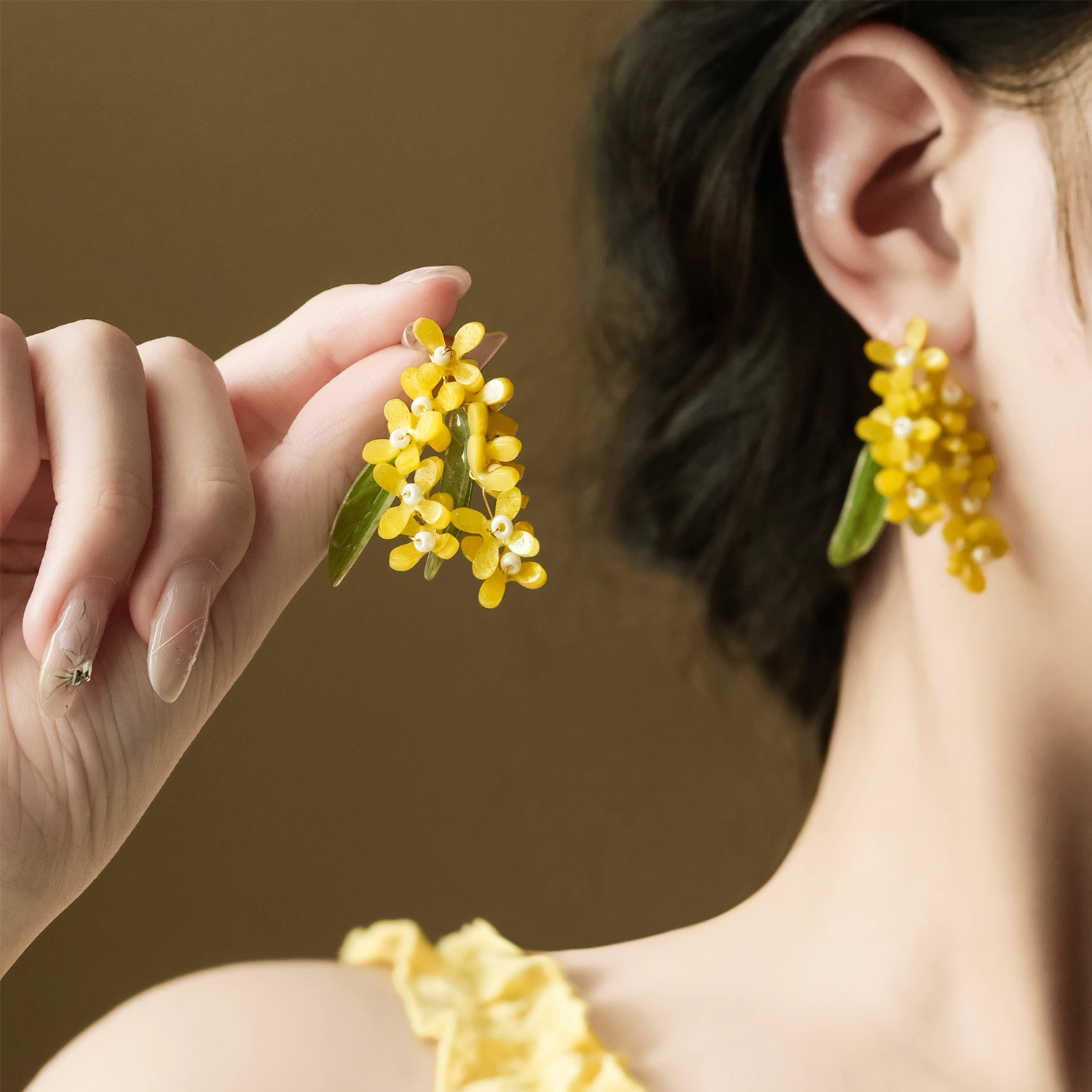 复古花朵耳钉2025新款爆款高级感精致耳饰法式浪漫黄色花簇耳环女,饰品/流行首饰/时尚饰品新,耳钉,淘宝优惠券,粉丝福利购,淘宝优惠卷