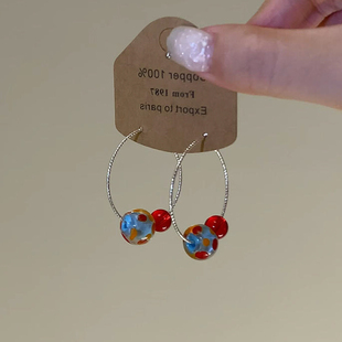 复古文艺感波点彩珠耳环2025新爆款高级感耳钉耳圈独特漂亮耳饰女