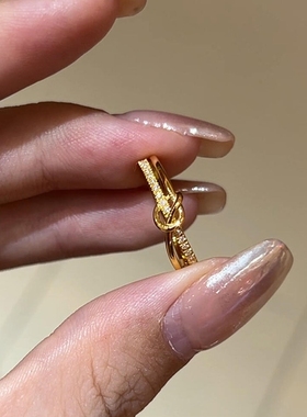 爆闪双环扭结戒指女轻奢高级感