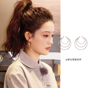 花儿与少年李沁同款三层圈圈耳环2025新款爆款素圈耳扣耳圈耳饰女