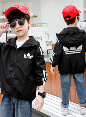 奥特莱斯ad男女童2026新款中大童男孩春秋季儿童冲锋衣儿童外套