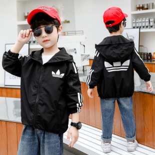 奥特莱斯ad男女童2026新款中大童男孩春秋季儿童冲锋衣儿童外套