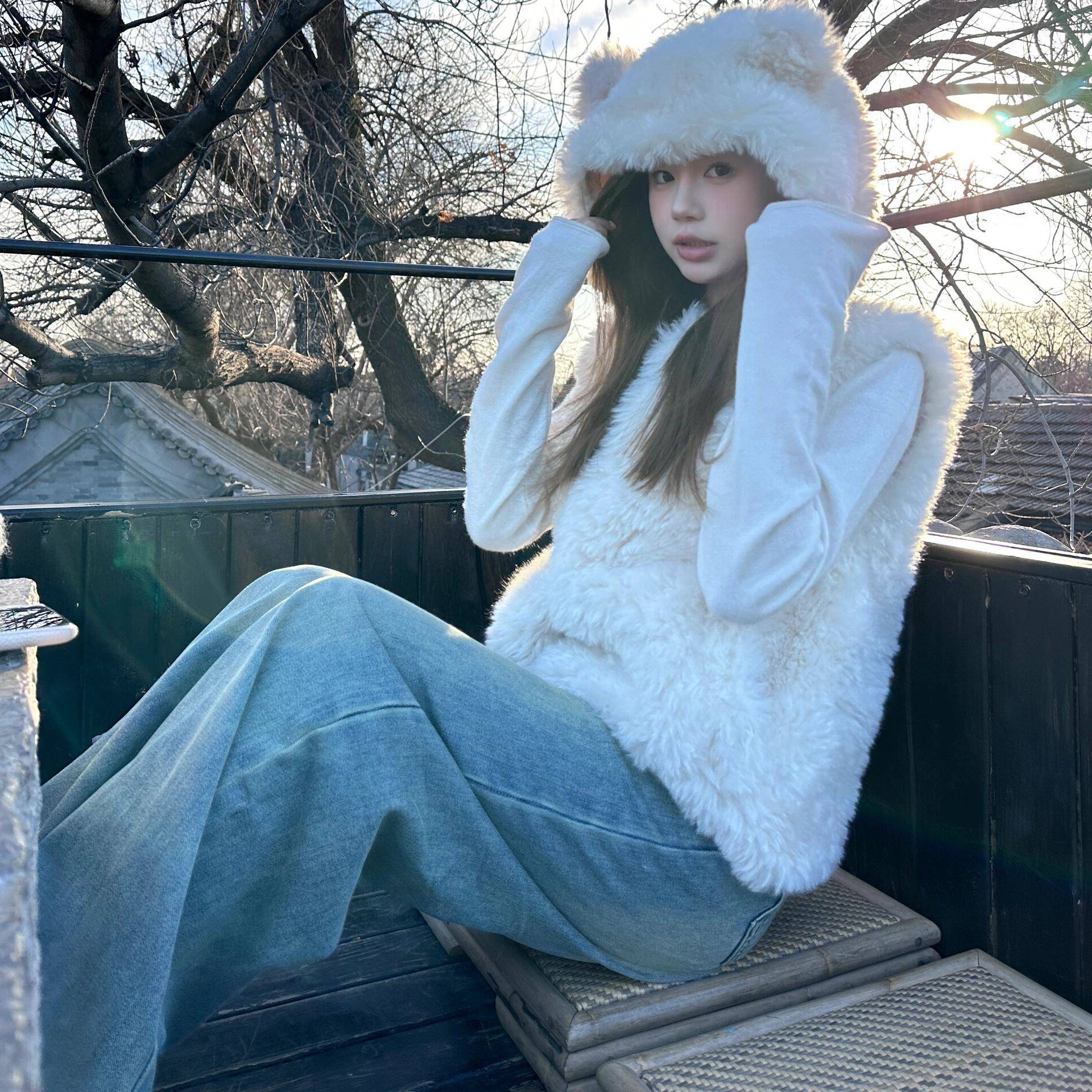 可爱小熊耳朵环保皮草马甲女白色羊羔毛外套连帽皮毛一体宽松坎肩