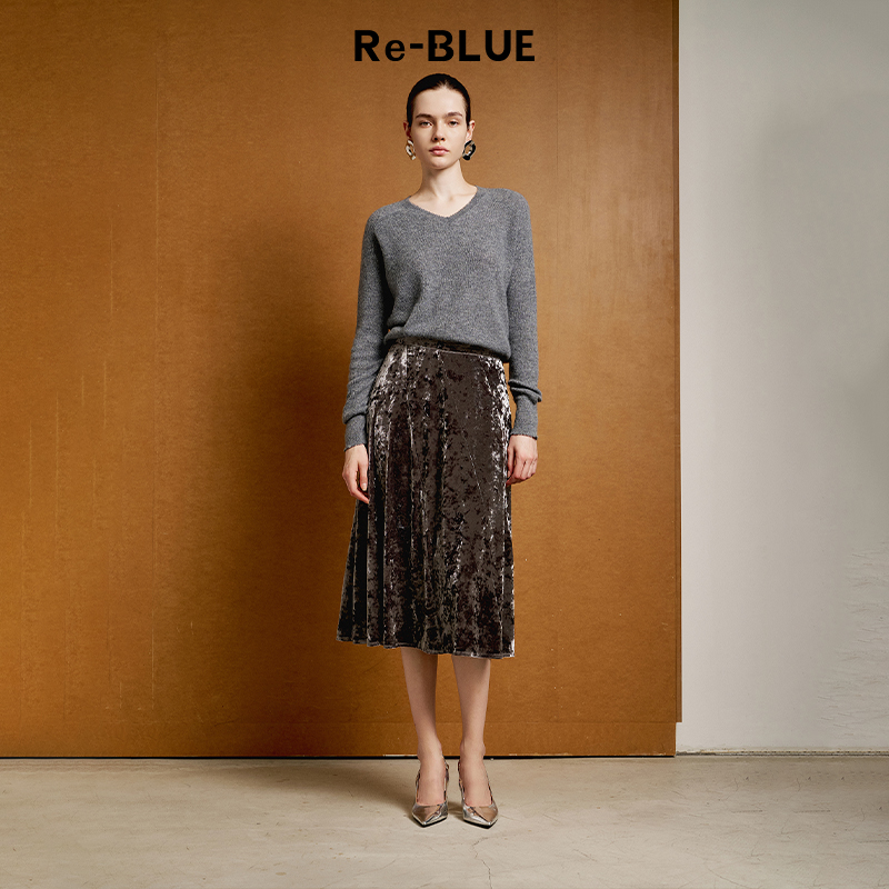 优雅知性显瘦散摆丝绒半裙